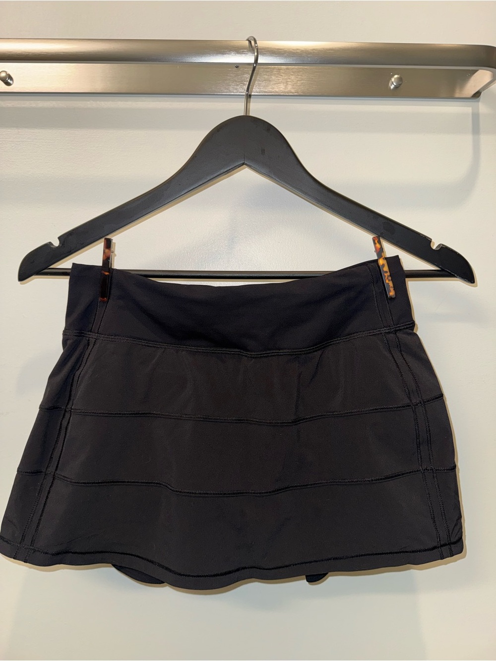 Lululemon pace rival tennis skirt